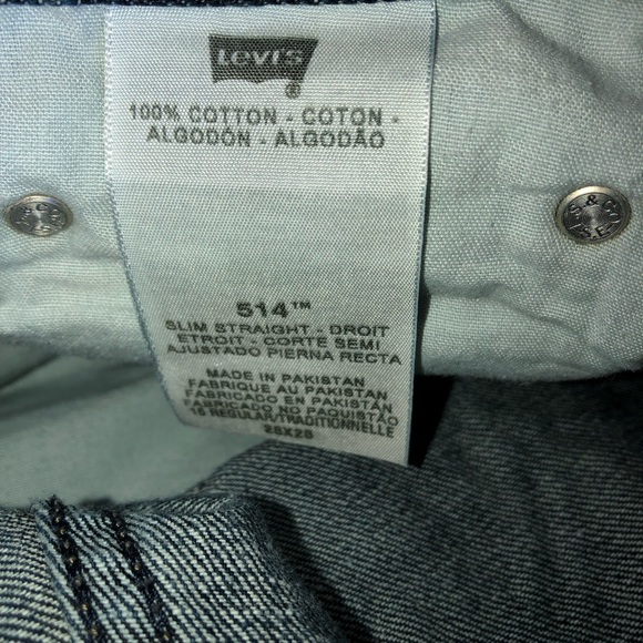 Levi’s 514 Red Tab, 28x28 Distressed Finish - Picture 4 of 4